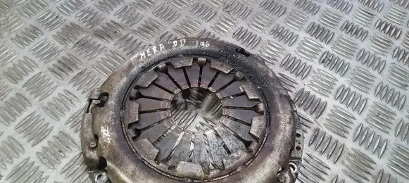 Nissan Almera Pressure plate 