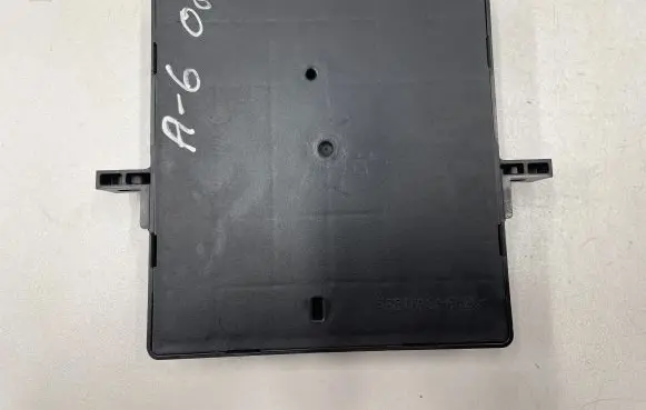 Audi A6 S6 C6 4F Comfort/convenience module 4F0907279 F005V00619 4F0910279K