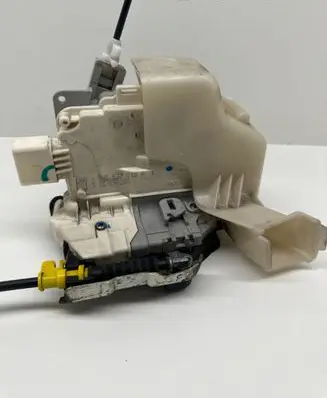 Audi A4 S4 B8 8K Front door lock 8J1837015A