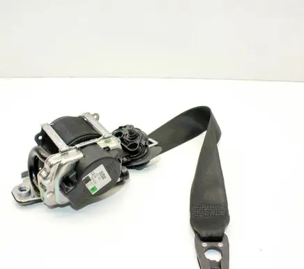 Mercedes-Benz C W205 Front seatbelt A2058600285