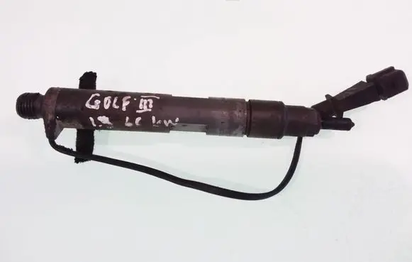 Volkswagen Golf III Fuel injector 028130201J