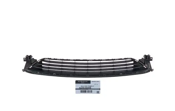 Infiniti QX30 Front bumper upper radiator grill