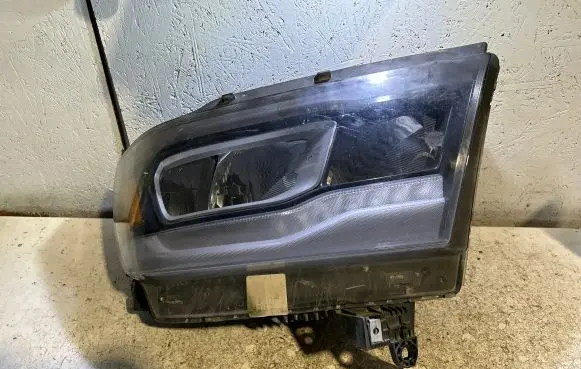 Dodge VAN RAM Headlight/headlamp