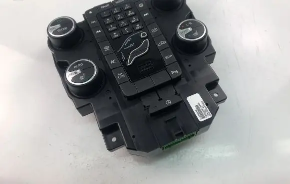 Volvo V40 Interior fan control switch 31398642