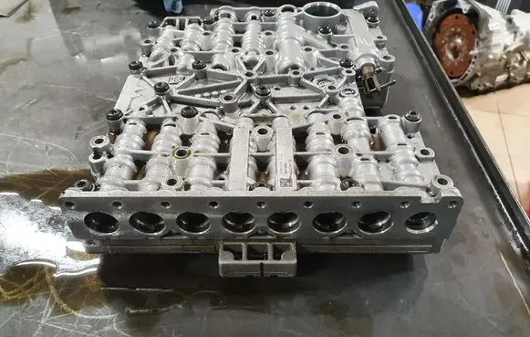 BMW 5 GT F07 Transmission gearbox valve body 1087427174 1087427173 8HP70