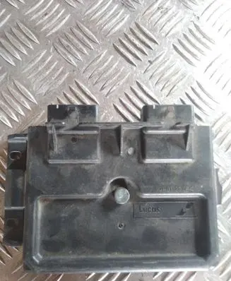 Peugeot 206 Engine control unit/module 80845J R04080015H 9641390180