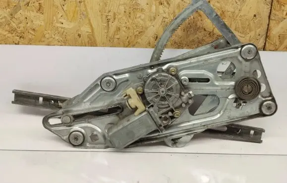 Mercedes-Benz S W140 Front door window regulator with motor 0130821503 186690-000