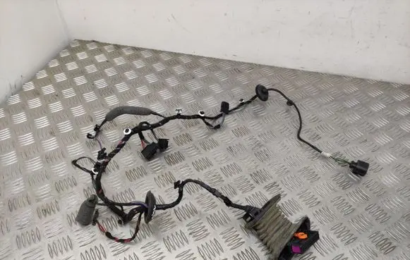 Skoda Superb B6 (3T) Rear door wiring loom