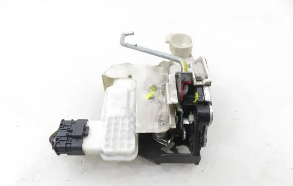 KIA Rio Front door lock 