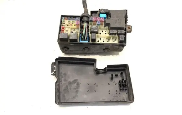 Mazda 3 I Fuse box set BP4K-66765