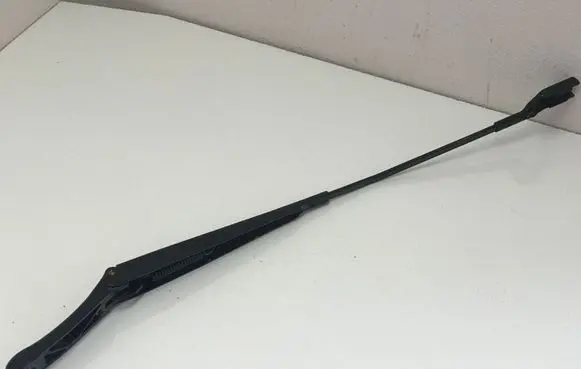 Seat Ibiza IV (6J,6P) Front wiper blade arm 6J1955410