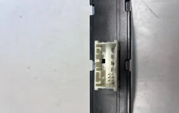 Volkswagen Eos Power management control unit 1K0919041 8ES01015300
