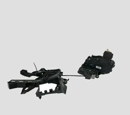 Ford Focus Rear door lock 4M5AA26412EC