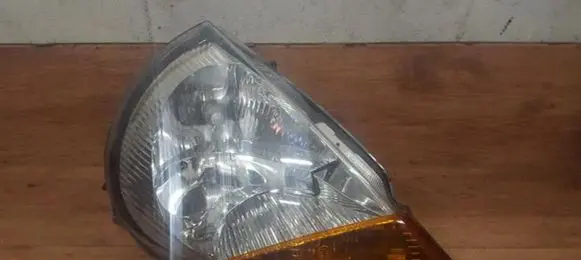Ford Ka Headlight/headlamp 97kg13005am