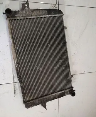 Volvo S70 V70 V70 XC Coolant radiator
