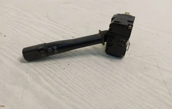 Honda CR-V Indicator stalk M16389