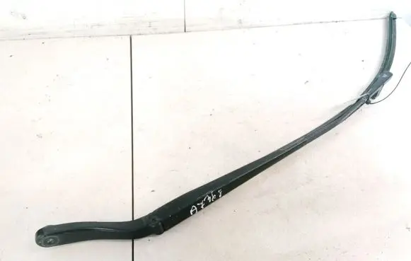 Mazda 3 I Front wiper blade arm