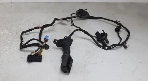 Audi A3 S3 8V Front door wiring loom 8V4971030