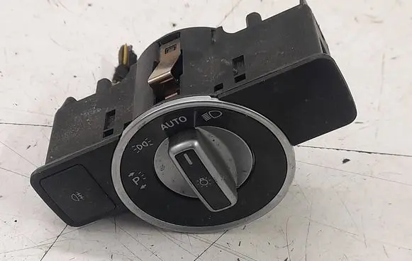 Mercedes-Benz E W212 Light switch