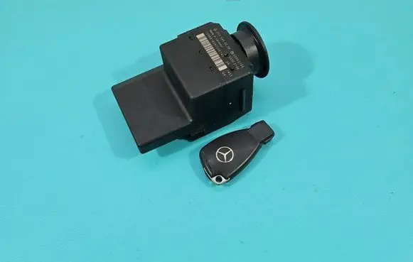 Mercedes-Benz C W203 Ignition lock 2035450508 IMPRK1439908