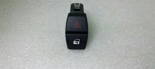 Chevrolet Corvette Hazard light switch 9161896