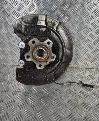 BMW 5 G30 G31 Rear wheel hub