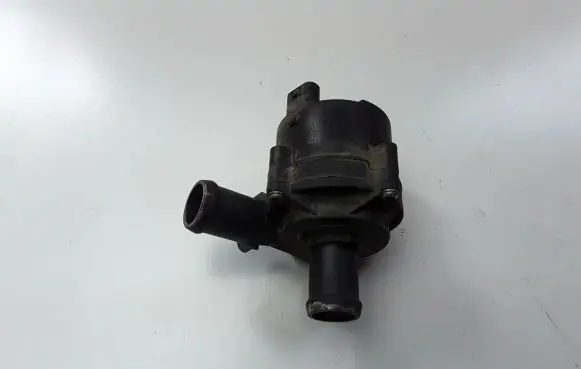 Volkswagen Golf VII Electric auxiliary coolant/water pump 5Q0965567J