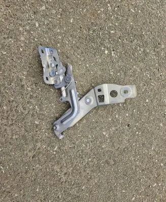 Mercedes-Benz GLC X253 C253 Engine bonnet/hood hinges A1778801100