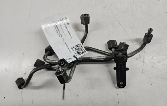 Hyundai Santa Fe Fuel injector supply line/pipe 