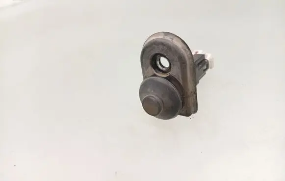 Mitsubishi L200 Front door sensor coupe CS171