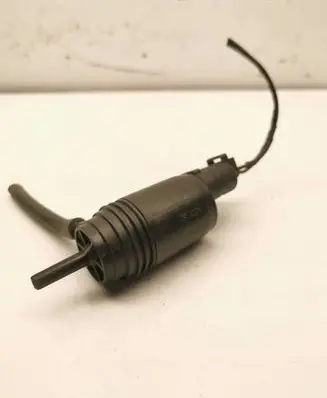 BMW 1 E81 E87 Windscreen/windshield washer pump 23537610 7199567