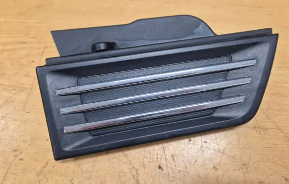 Dodge Nitro Fender grill 55157164 PM7842