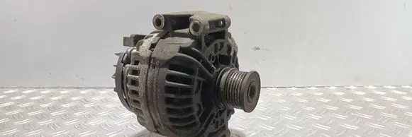 Mercedes-Benz Vito Viano W639 Generator/alternator 0124625022 A0131542102