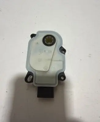 Porsche Macan (95B) Radiator active air flap actuator 95B965501AA 21235663969 13158880003