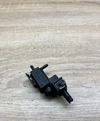Opel Vectra C Vacuum valve 90530039 72213800