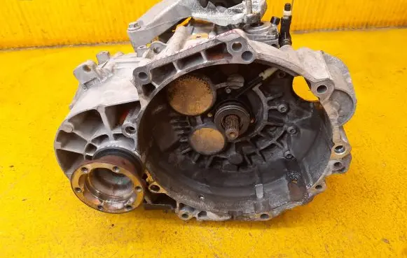 Volkswagen PASSAT B8 Manual 6 speed gearbox QFZ