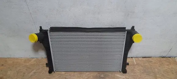 Audi A1 Intercooler radiator 5Q0145803R
