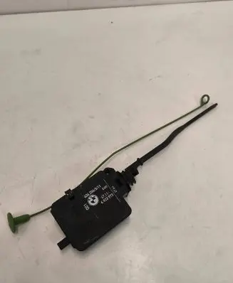 BMW 3 E46 Central locking motor 6923973