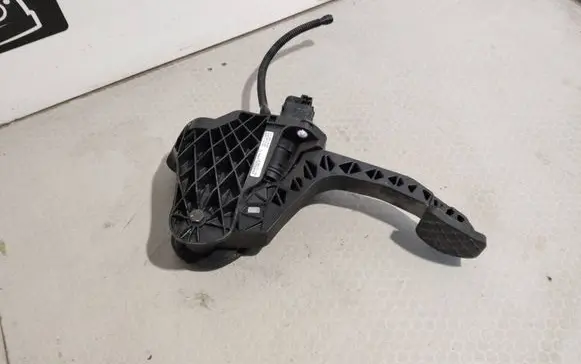 Skoda Octavia Mk2 (1Z) Clutch pedal 1K1721059ET 3400108202