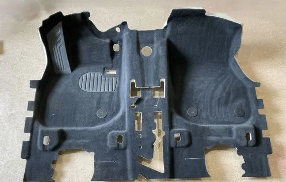 BMW X1 U11 Front floor carpet liner 9462329