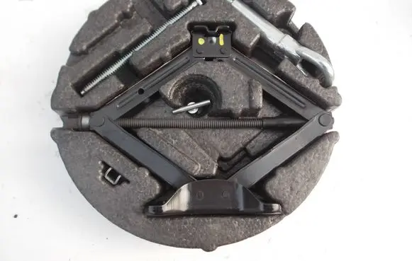 Opel Insignia A Tool set 13327305 537274672