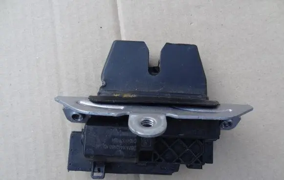 Ford Kuga III Tailgate/trunk/boot lock/catch/latch DS7AN442A66AD