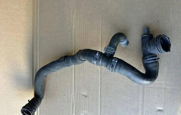 Audi A6 S6 C7 4G Engine coolant pipe/hose 4G0122055AB