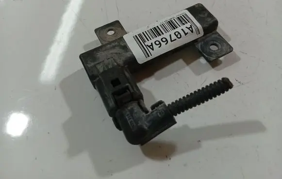 Volkswagen Touareg I Antenna control unit 3d0909133E