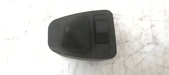 BMW 3 E46 Wing mirror switch 8373697 61318373691