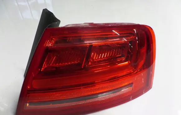 Audi A8 S8 D4 4H Rear/tail lights 4H0945096