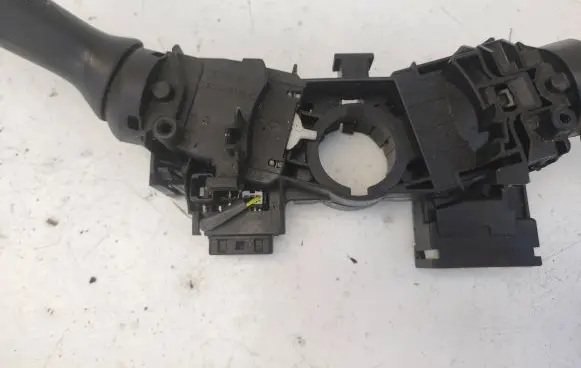 Lexus GS 300 350 430 450H Wiper turn signal indicator stalk/switch 173832