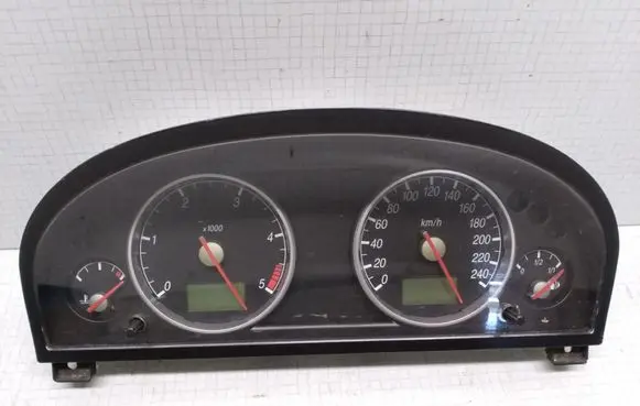 Ford Mondeo Mk III Speedometer (instrument cluster) 1S7F10841 44ZU187 1S7F10849
