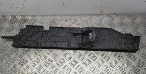 Radiator support slam panel bracket
