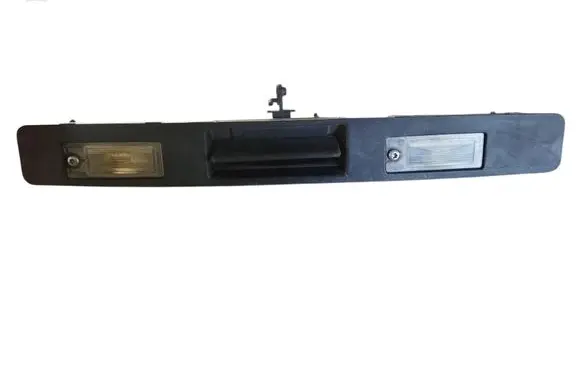 Volvo XC70 Trunk door license plate light bar 9203101